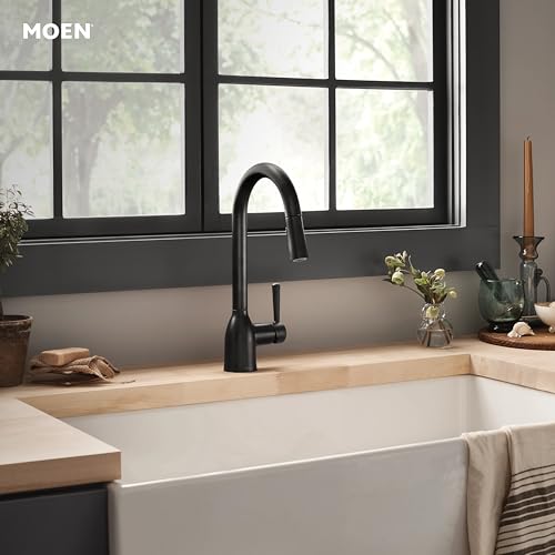 Moen Adler Matte Black One-Handle High Arc Kitchen Sink Faucet with Power Clean. Modern Kitchen Faucet with Pull Down Sprayer. 87233BL